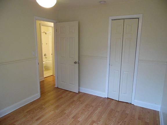 5th image of 5830 86th Ave
