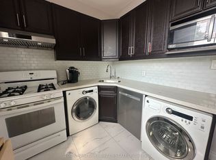 210 Bellwoods Ave, Toronto, ON M6J 2R1
