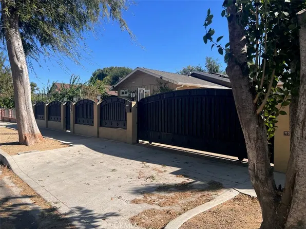 18760 Welby Way #2, Reseda, CA 91335