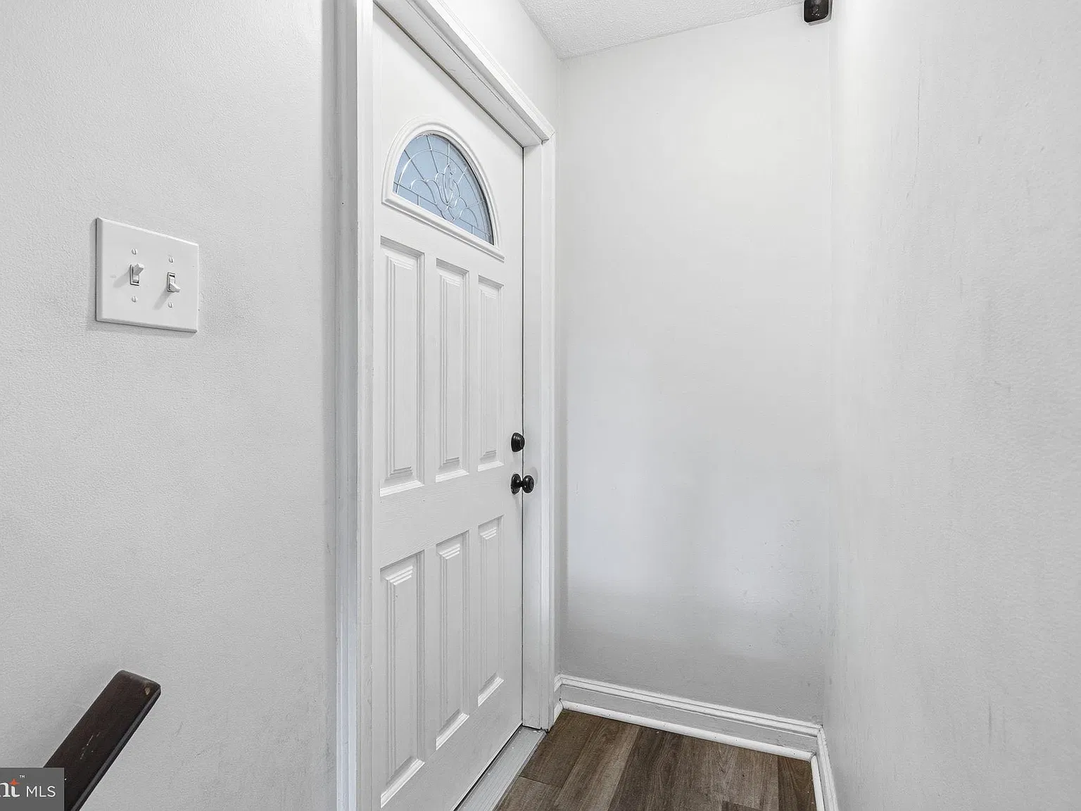 2 bed, 1.0 bath, 1320 sqft, $1,475 — Photo 2