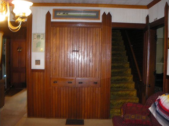 Solid oak wall cupboard