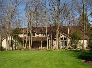 7071 Walters Rd, Hudson, OH 44236