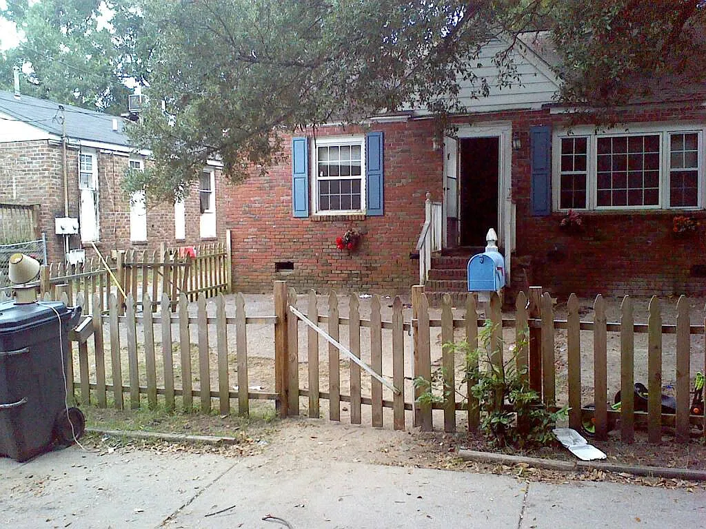 1819 Grayson St - 1 — Photo 1