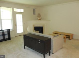 215 Masterson Ct #215, Ewing, NJ 08618