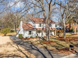 7016 Foxworth Dr, Charlotte, NC 28226