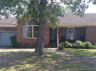 162 E Twelve Oaks Rd, Raeford, NC 28376