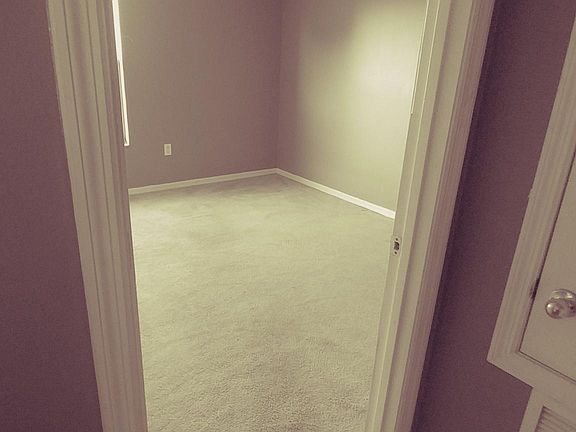 4th image of 352 Alegriano Ct