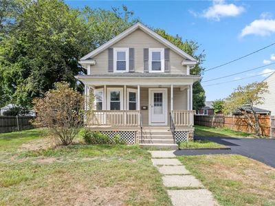 15 Spruce Ave, Cranston, RI, 02910