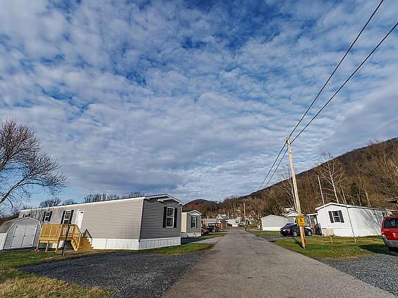 5th image of 155 Shoups Branch Rd