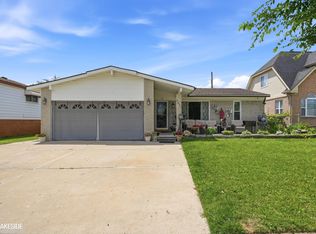 3824 Dawson Dr, Warren, MI 48092
