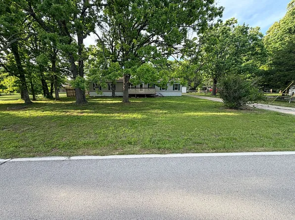 1233 E Farm Road 28, Pleasant Hope, MO 65725