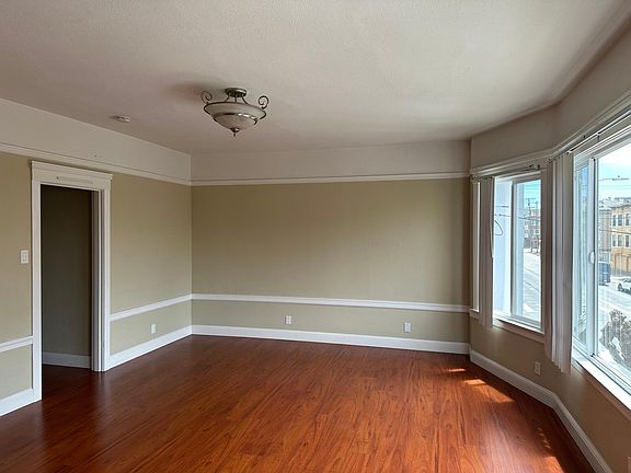 5th image of 4912 California St APT 3
