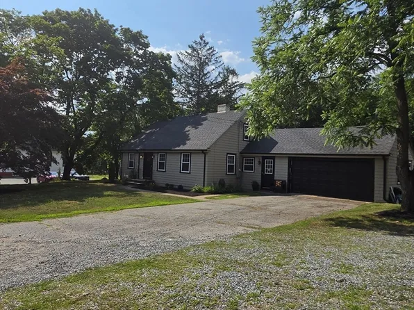 22 May St, North Attleboro, MA 02760