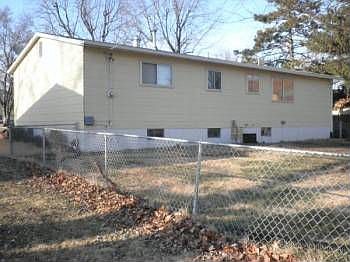 2nd image of 32 Cedar Park