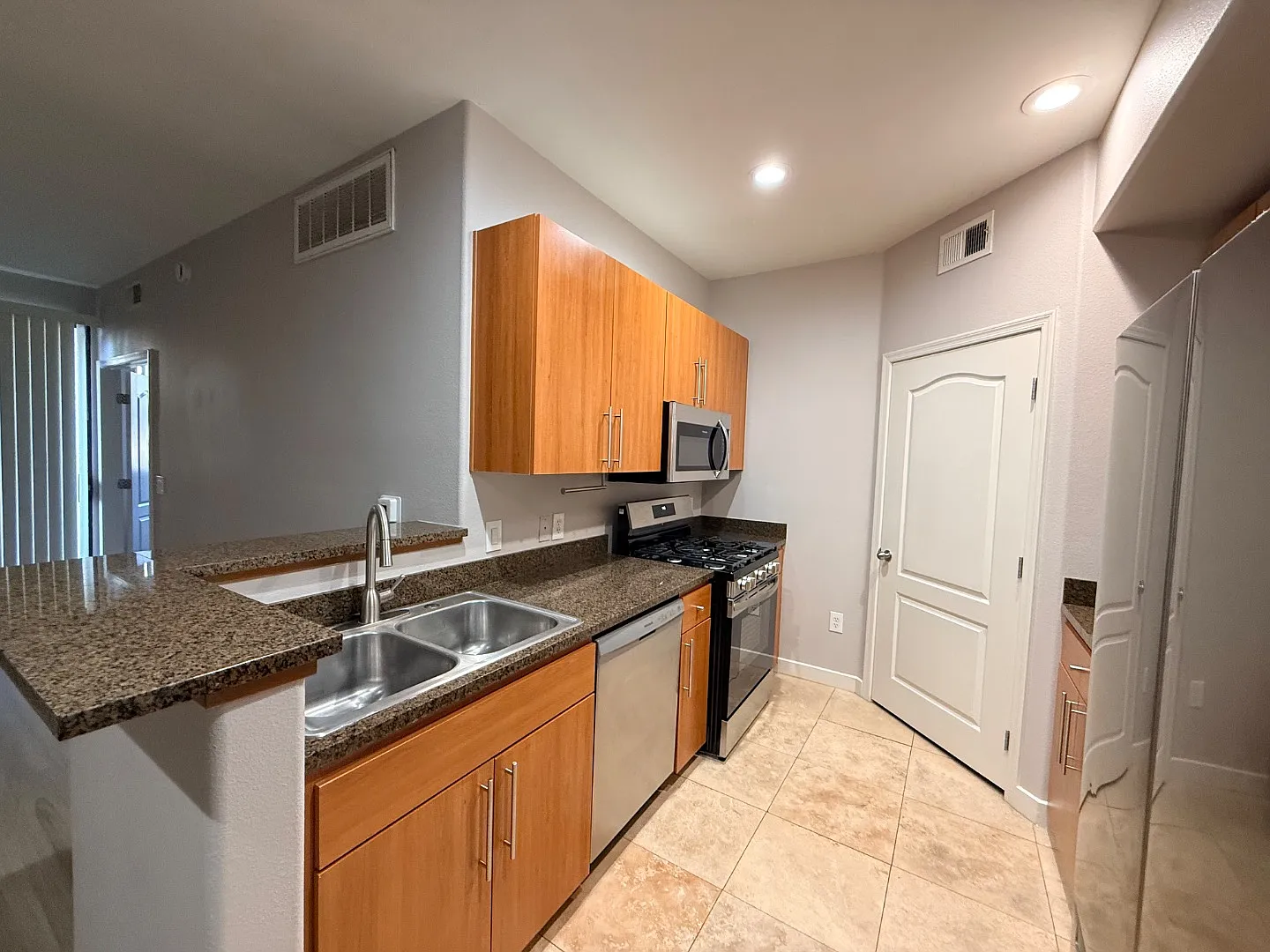 6900 E Princess Drive, #1249 - #1249 — Photo 3