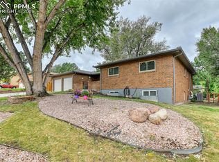4506 Ridgecrest Dr, Colorado Springs, CO 80918