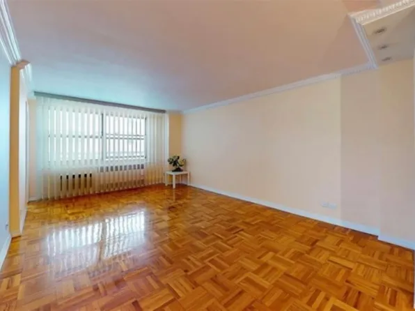 1311 Brightwater Avenue image 4 of 18