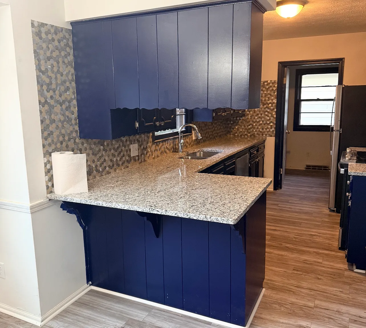 4 bed, 1949 sqft, $2,000 — Photo 4