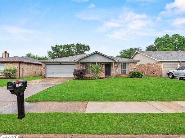 16138 Little Cypress Ln