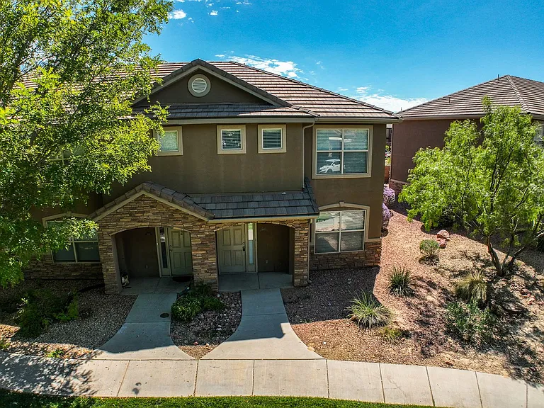 3155 S Hidden Valley Dr #147 — Photo 3