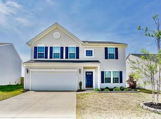 521 Bucklebury Rd, Greer, SC 29651