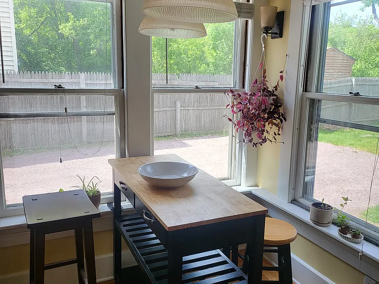 414 Colchester Ave #1 — Photo 9