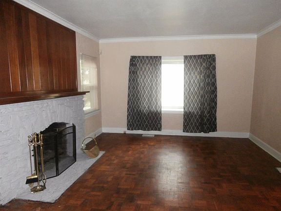 4th image of 1745 Berkley Ave