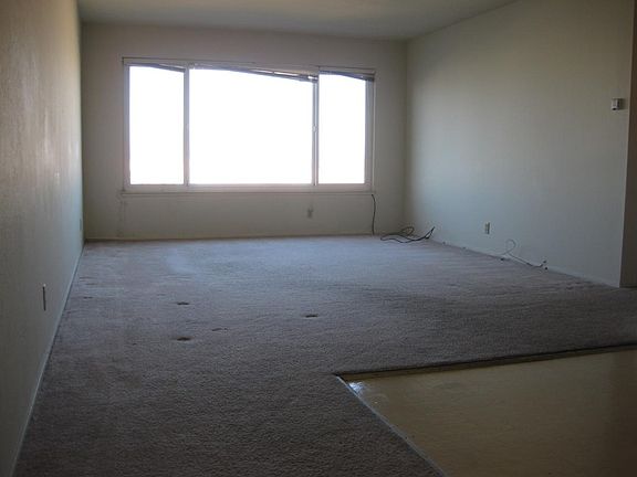5th image of 1381 20th Ave APT 6