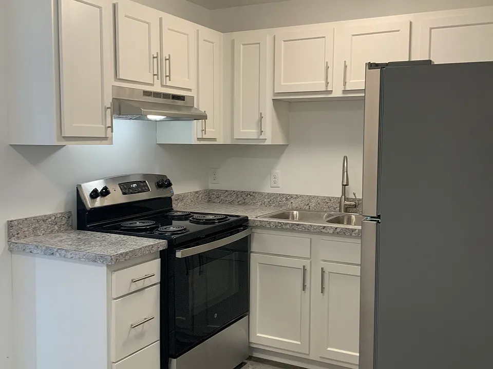 1020 E Main St #10