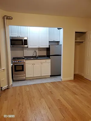 Rented by Citi Habitats | media 9