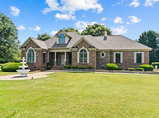 314 Bruce Farm Cir, Simpsonville, SC 29681