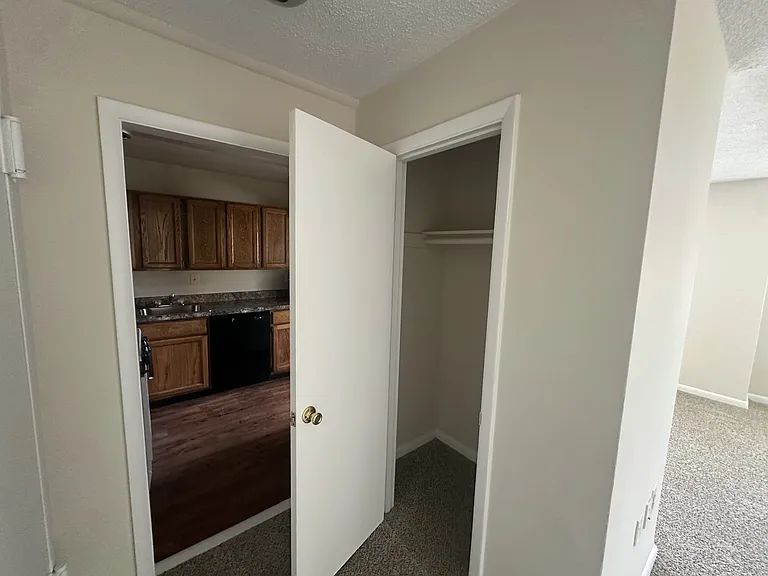 Summit Hills — Photo 99