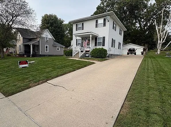 204 Towne St, Morrison, IL 61270