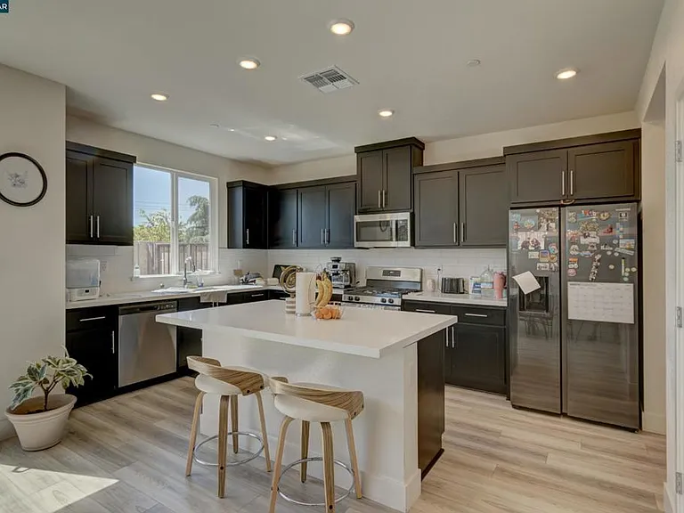 281 Cinnabar Way — Photo 12