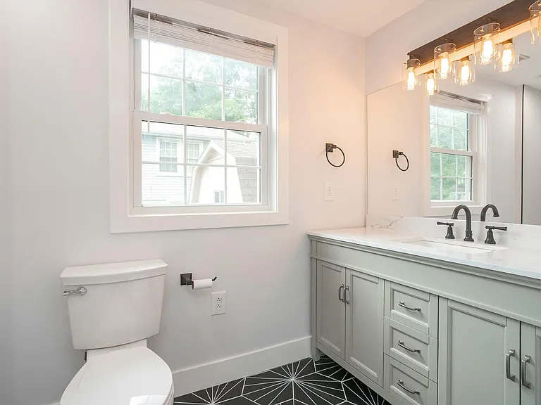 108 Aloha Ct — Photo 26