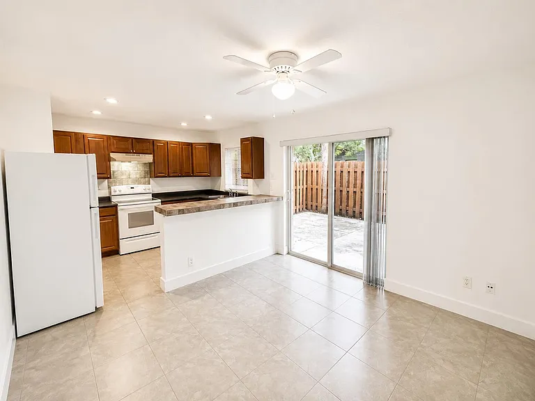 5728-5728 Blueberry Ct #38 — Photo 8