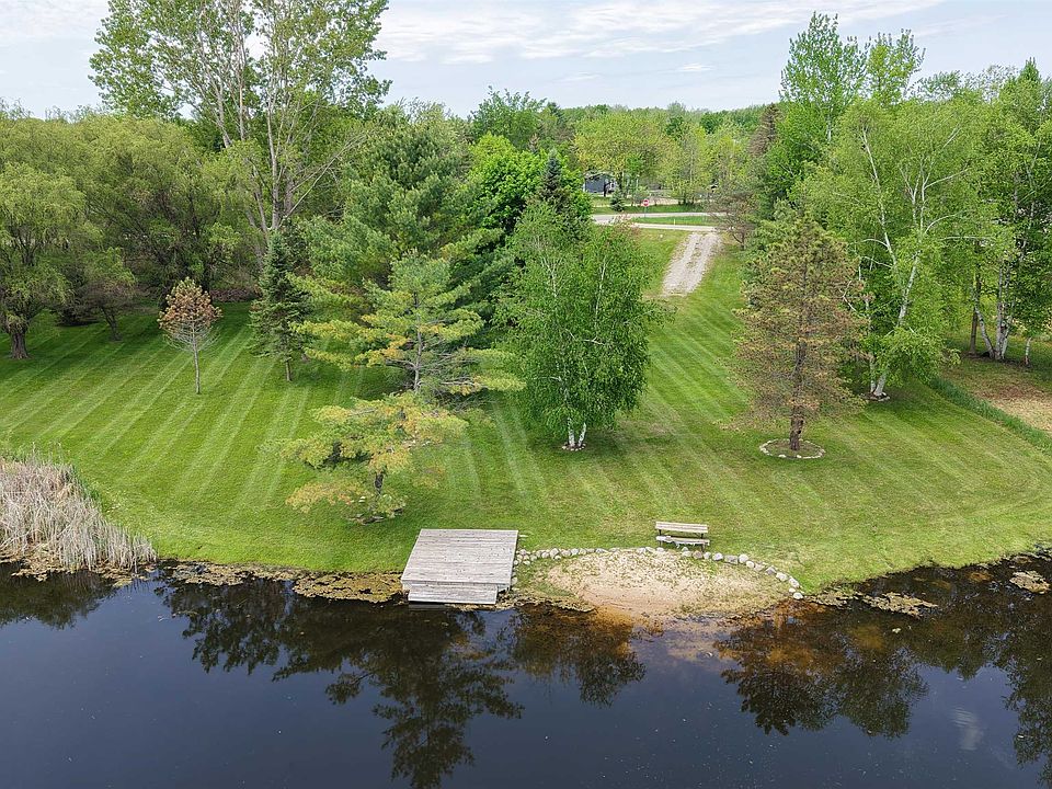 1st image of 4622 Surrey Ln