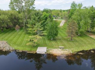 4622 Surrey Ln, Gladwin, MI 48624