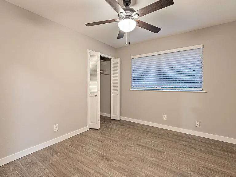 7004 Bryn Mawr Cv — Photo 9
