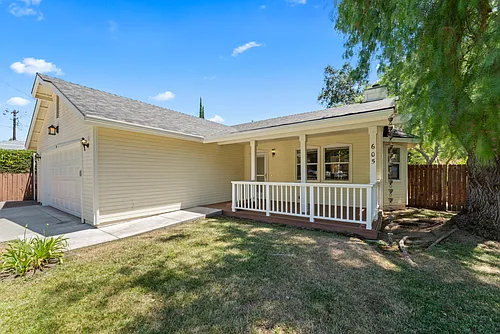 605 Grand Ave Photo 1