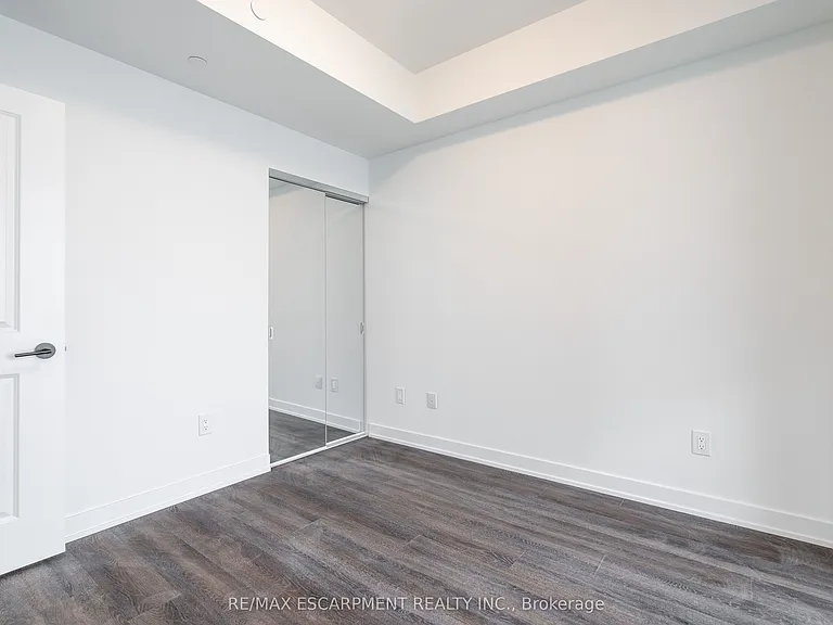 2075 Lakeshore Rd #1205 — Photo 18
