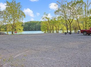 112 Furnace Hill Rd, Indian Mound, TN 37079