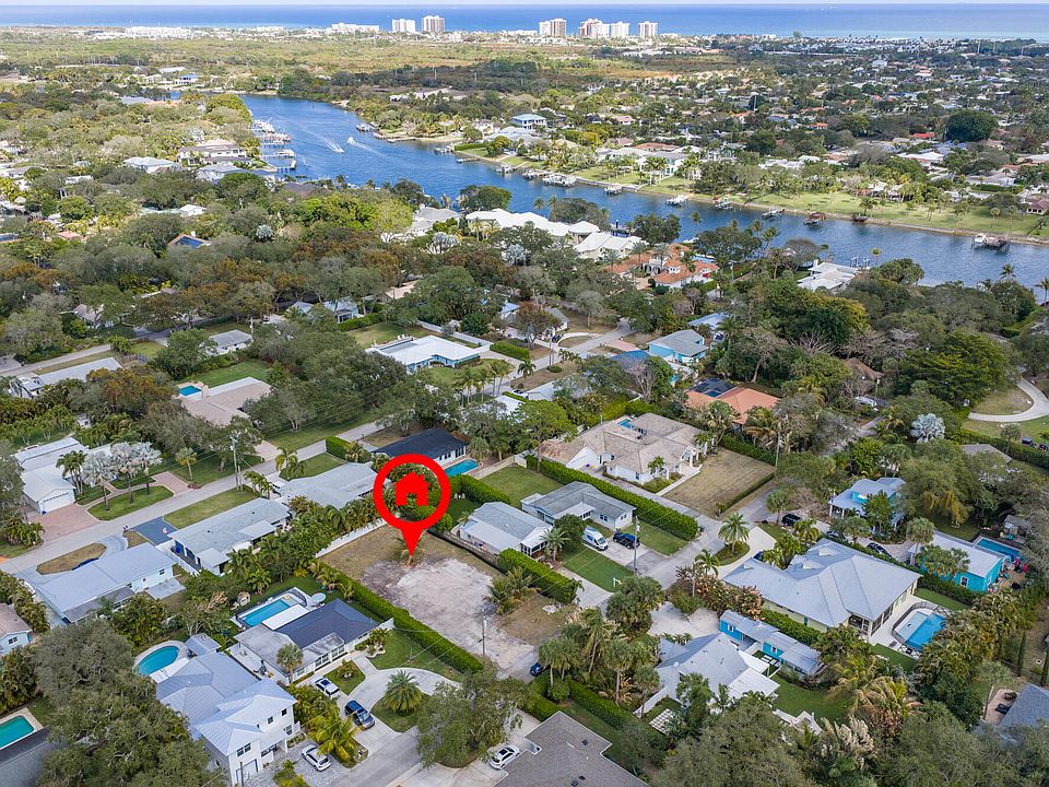 1st image of 2417 Country Oaks Lane