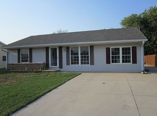 180 Duo Dr, Martinsville, IN