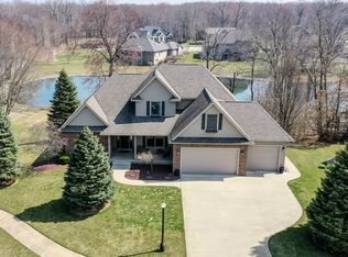 444 N Saint Clair Ct, Warsaw, IN 46582