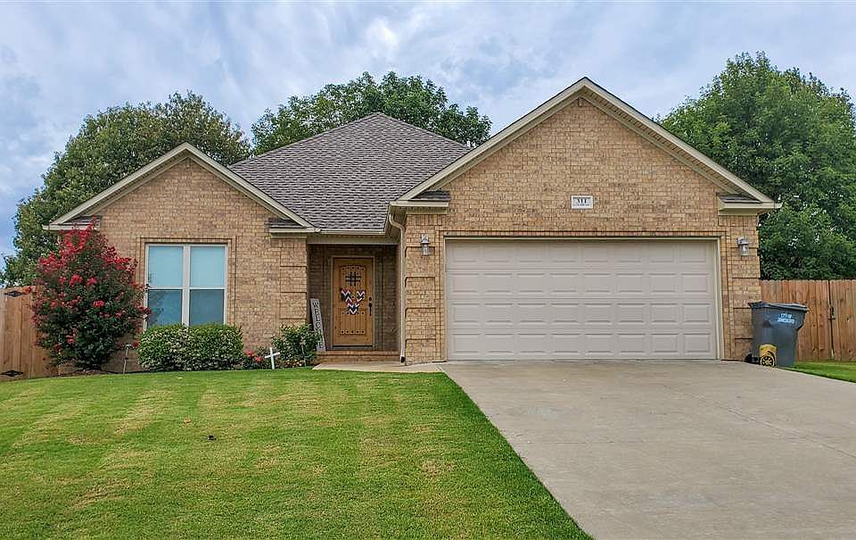 1st image of 311 Goldrush Ln
