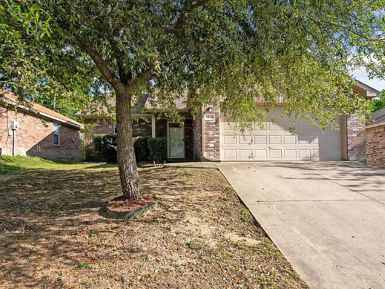 1446 Sax Leigh Dr — Photo 1