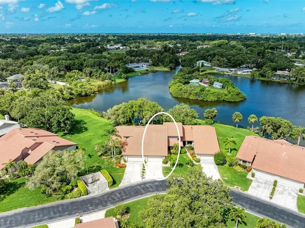 3809 WILSHIRE CIRCLE W #34, SARASOTA, FL 34238
