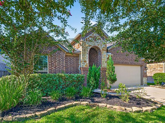 3rd image of 9718 Justin Ridge Ln