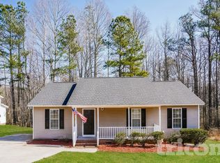 1027 Laurel Leaf Rd, Zebulon, NC 27597